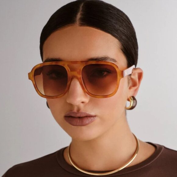 AIRE Whirlpool Vintage Tort Brown Gradient Lens Sunglasses One Size - Picture 1 of 13